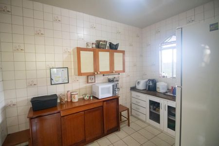 Casa à venda com 360m², 5 quartos e 4 vagasCozinha