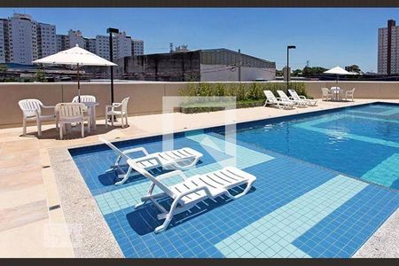 Apartamento à venda com 45m², 2 quartos e 1 vaga Apartamento à venda com 45m², 2 quartos e 1 vagaÁrea comum - Piscina