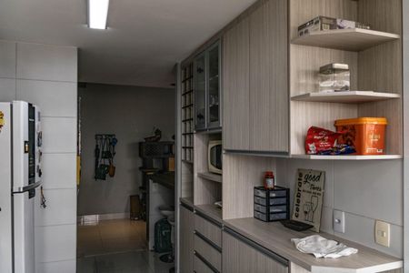 Apartamento para alugar com 93m², 3 quartos e 2 vagasCozinha