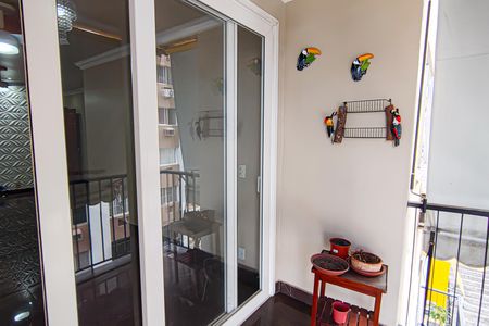 Apartamento à venda com 84m², 2 quartos e 1 vagasala - varanda