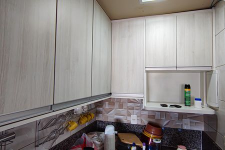 Apartamento à venda com 84m², 2 quartos e 1 vagacozinha e area de serviço