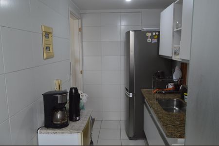 Apartamento à venda com 60m², 2 quartos e 1 vaga Apartamento à venda com 60m², 2 quartos e 1 vagaCozinha