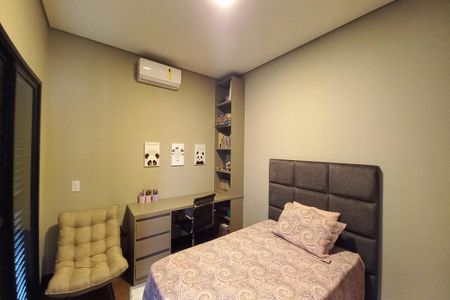 Casa à venda com 225m², 3 quartos e 2 vagasQuarto 2 - Suíte