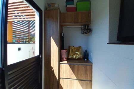 Casa à venda com 225m², 3 quartos e 2 vagasÁrea de Serviço