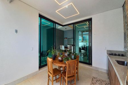 Casa à venda com 225m², 3 quartos e 2 vagasÁrea Gourmet