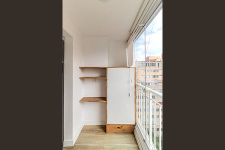 Apartamento à venda com 31m², 1 quarto e sem vagaVaranda