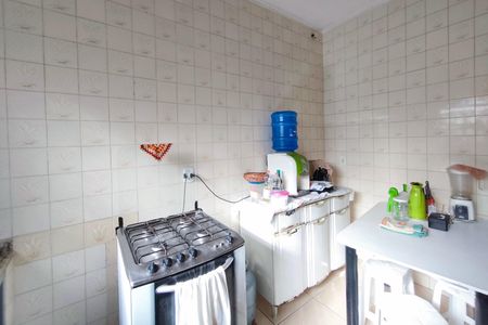 Casa à venda com 242m², 5 quartos e 5 vagas Casa à venda com 242m², 5 quartos e 5 vagasCozinha