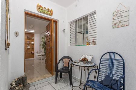 Casa à venda com 270m², 3 quartos e 4 vagasHAll