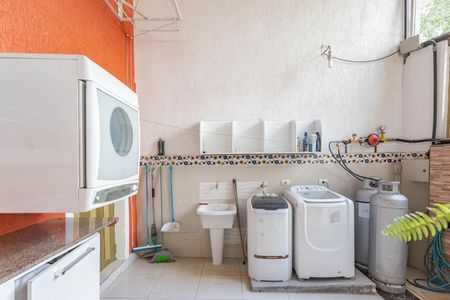 Casa à venda com 270m², 3 quartos e 4 vagasLavanderia