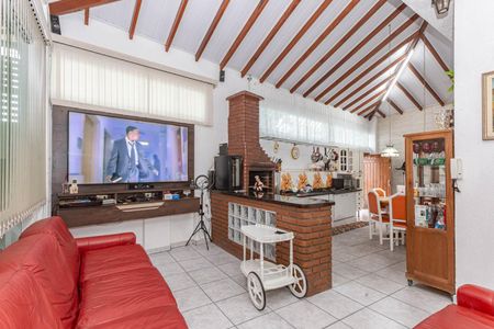 Casa à venda com 270m², 3 quartos e 4 vagasSala/Cozinha