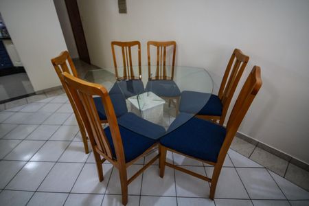 Apartamento para alugar com 100m², 2 quartos e 1 vagaSala