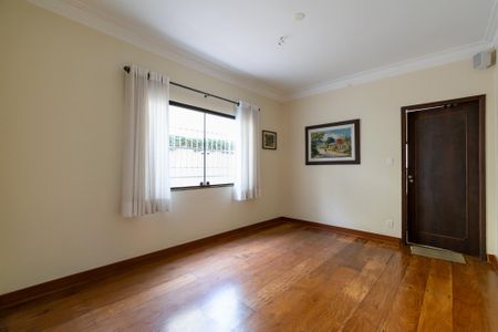 Casa à venda com 150m², 3 quartos e 2 vagas Casa à venda com 150m², 3 quartos e 2 vagasSala de Jantar