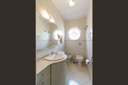 Casa à venda com 150m², 3 quartos e 2 vagas Casa à venda com 150m², 3 quartos e 2 vagasBanheiro da Suíte