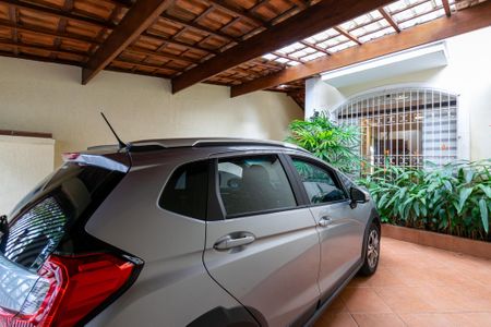 Casa à venda com 150m², 3 quartos e 2 vagas Casa à venda com 150m², 3 quartos e 2 vagasGaragem