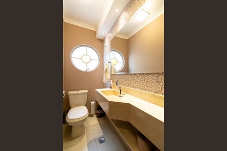 Casa à venda com 150m², 3 quartos e 2 vagas Casa à venda com 150m², 3 quartos e 2 vagasLavabo