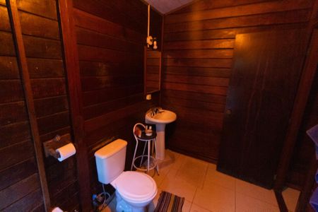 Casa para alugar com 200m², 2 quartos e 2 vagas Casa para alugar com 200m², 2 quartos e 2 vagasBanheiro da Suíte