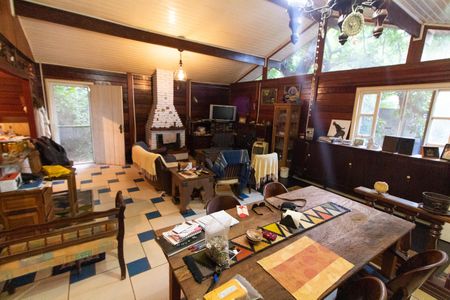 Casa para alugar com 200m², 2 quartos e 2 vagas Casa para alugar com 200m², 2 quartos e 2 vagasSala