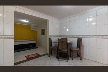 Casa para alugar com 80m², 1 quarto e sem vaga Casa para alugar com 80m², 1 quarto e sem vagaCozinha