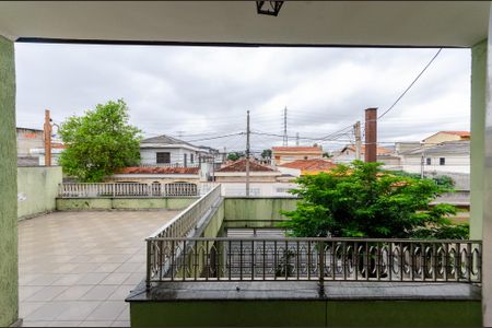 Casa à venda com 180m², 5 quartos e 3 vagas Casa à venda com 180m², 5 quartos e 3 vagasSuíte
