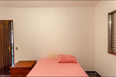 Casa à venda com 180m², 5 quartos e 3 vagas Casa à venda com 180m², 5 quartos e 3 vagasQuarto 1