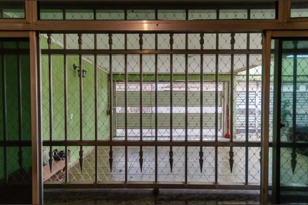 Casa à venda com 180m², 5 quartos e 3 vagas Casa à venda com 180m², 5 quartos e 3 vagasEscritório