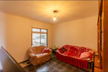 Casa à venda com 180m², 5 quartos e 3 vagas Casa à venda com 180m², 5 quartos e 3 vagasSala