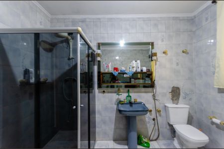 Casa à venda com 180m², 5 quartos e 3 vagas Casa à venda com 180m², 5 quartos e 3 vagasBanheiro 1