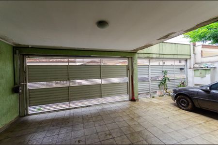 Casa à venda com 180m², 5 quartos e 3 vagas Casa à venda com 180m², 5 quartos e 3 vagasGaragem