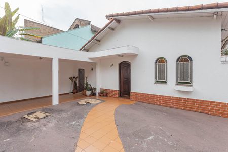 Casa à venda com 292m², 3 quartos e 3 vagasGaragem