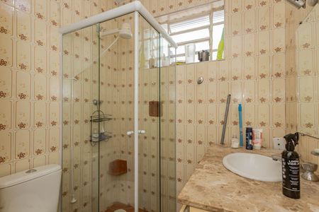 Casa à venda com 292m², 3 quartos e 3 vagasBanheiro Social