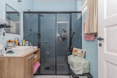 Casa à venda com 292m², 3 quartos e 3 vagasBanheiro da Suíte