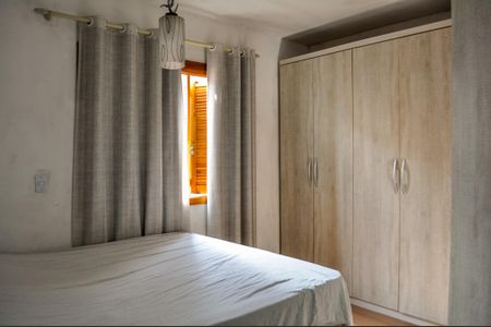 Casa de condomínio à venda com 133m², 3 quartos e 2 vagasQuarto 3