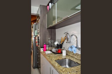 Casa de condomínio à venda com 133m², 3 quartos e 2 vagasCozinhaCozinha