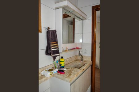 Casa de condomínio à venda com 133m², 3 quartos e 2 vagasBanheiro do Quarto 3