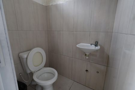 Casa à venda com 240m², 1 quarto e 2 vagasBanheiro de serviço