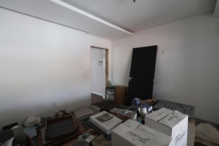 Casa à venda com 240m², 1 quarto e 2 vagasSala