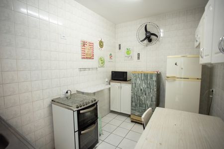 Casa à venda com 300m², 4 quartos e 2 vagasCasa 2 Cozinha