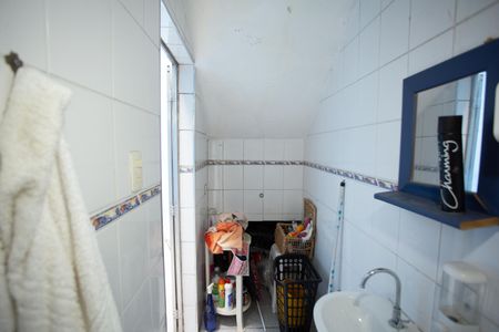 Casa à venda com 300m², 4 quartos e 2 vagasCasa 2  Banheiro