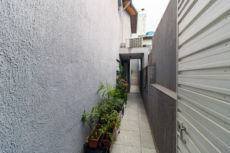 Casa à venda com 149m², 4 quartos e 2 vagasCorredor Lateral