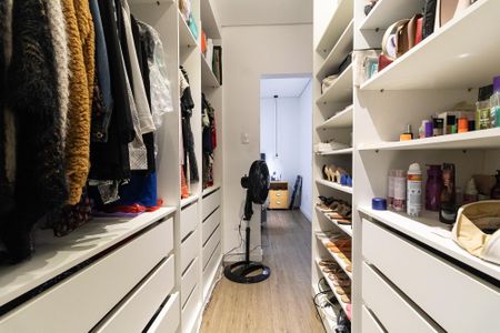 Casa à venda com 149m², 4 quartos e 2 vagasCloset do Quarto 1 da Casa 1