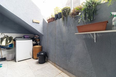 Casa à venda com 149m², 4 quartos e 2 vagasLavanderia da Casa 1