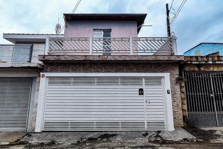 Casa à venda com 149m², 4 quartos e 2 vagasFachada