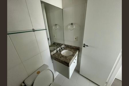 Apartamento para alugar com 60m², 2 quartos e 1 vaga Apartamento para alugar com 60m², 2 quartos e 1 vagaBanheiro