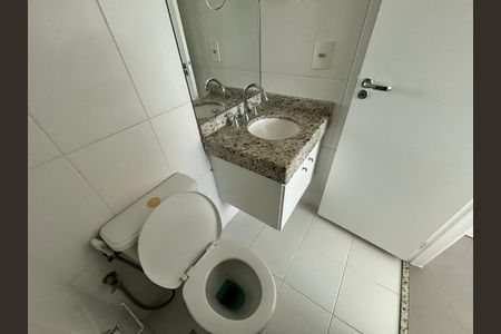 Apartamento para alugar com 60m², 2 quartos e 1 vaga Apartamento para alugar com 60m², 2 quartos e 1 vagaBanheiro