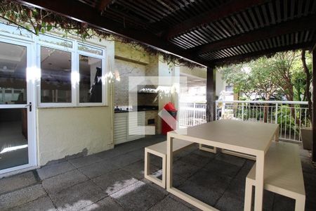 Apartamento para alugar com 77m², 3 quartos e 1 vaga Apartamento para alugar com 77m², 3 quartos e 1 vagaÁrea comum - Churrasqueira