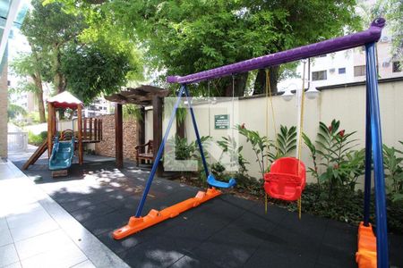 Apartamento para alugar com 77m², 3 quartos e 1 vaga Apartamento para alugar com 77m², 3 quartos e 1 vagaÁrea comum - Playground