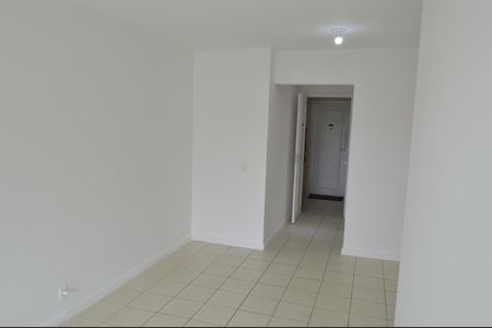 Apartamento para alugar com 77m², 3 quartos e 1 vaga Apartamento para alugar com 77m², 3 quartos e 1 vagaSala