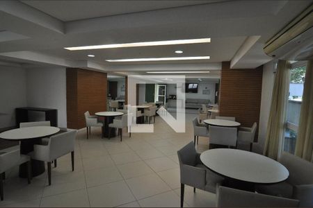 Apartamento para alugar com 77m², 3 quartos e 1 vaga Apartamento para alugar com 77m², 3 quartos e 1 vagaÁrea comum - Salão de festas