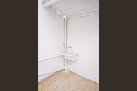 Casa para alugar com 70m², 1 quarto e 1 vagaÁrea de Serviço