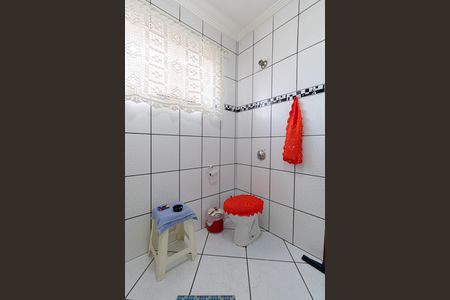 Casa à venda com 388m², 5 quartos e 4 vagas Casa à venda com 388m², 5 quartos e 4 vagasBanheiro do Quarto 4